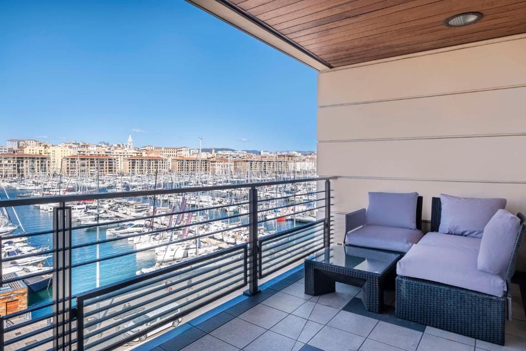 Radisson Blu Hotel Marseille Vieux Port фото 26