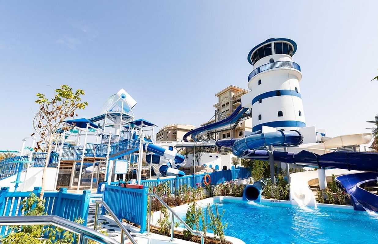Le Meridien Mina Seyahi Beach Resort & Waterpark фото 26