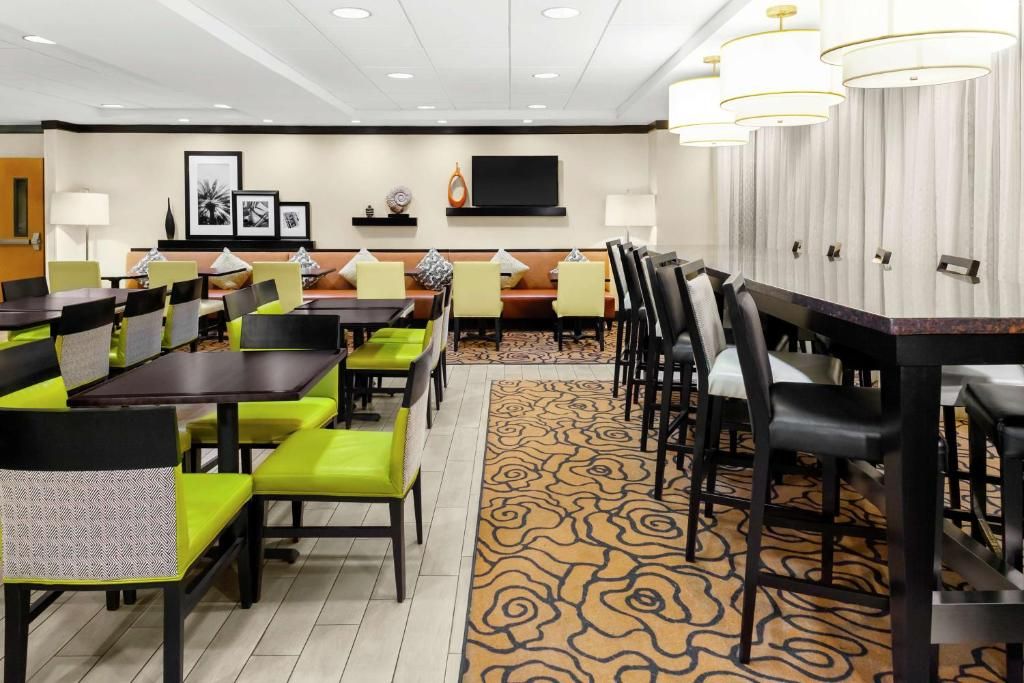 Hampton Inn Miami Dadeland фото 2