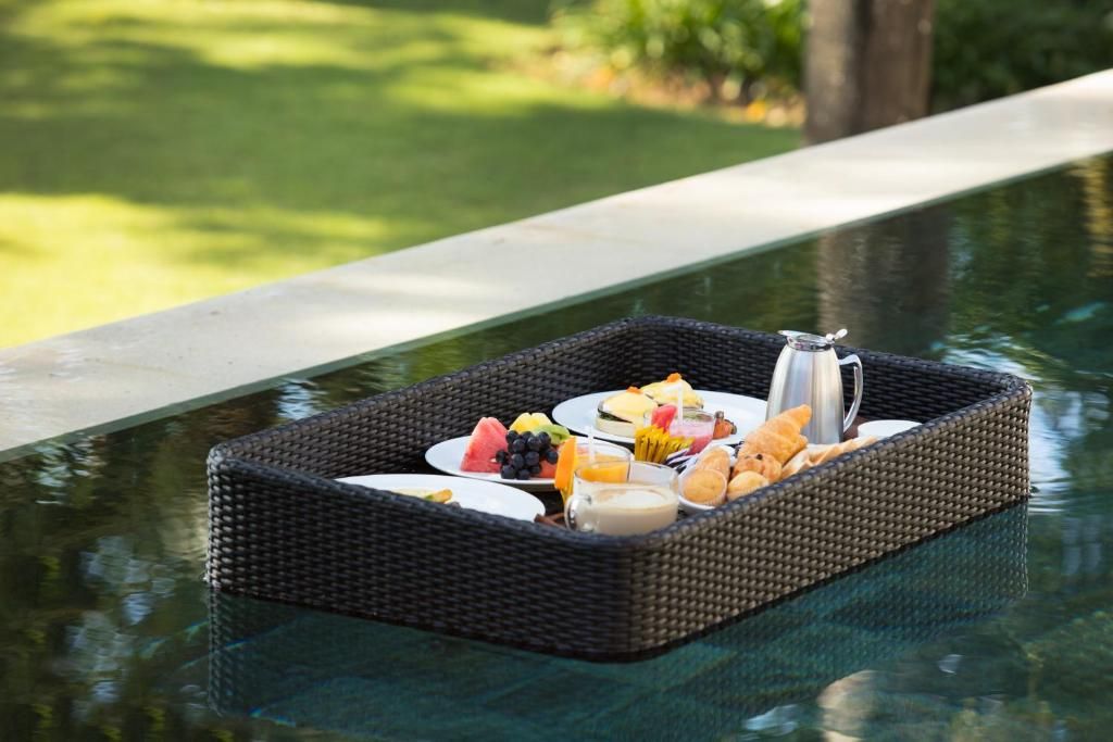 The Royal Santrian Luxury Beach Villas фото 61