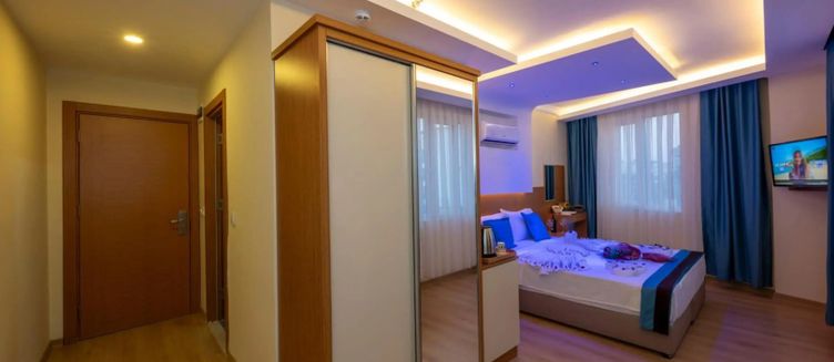 Фото отеля Diamond luxury Hotel