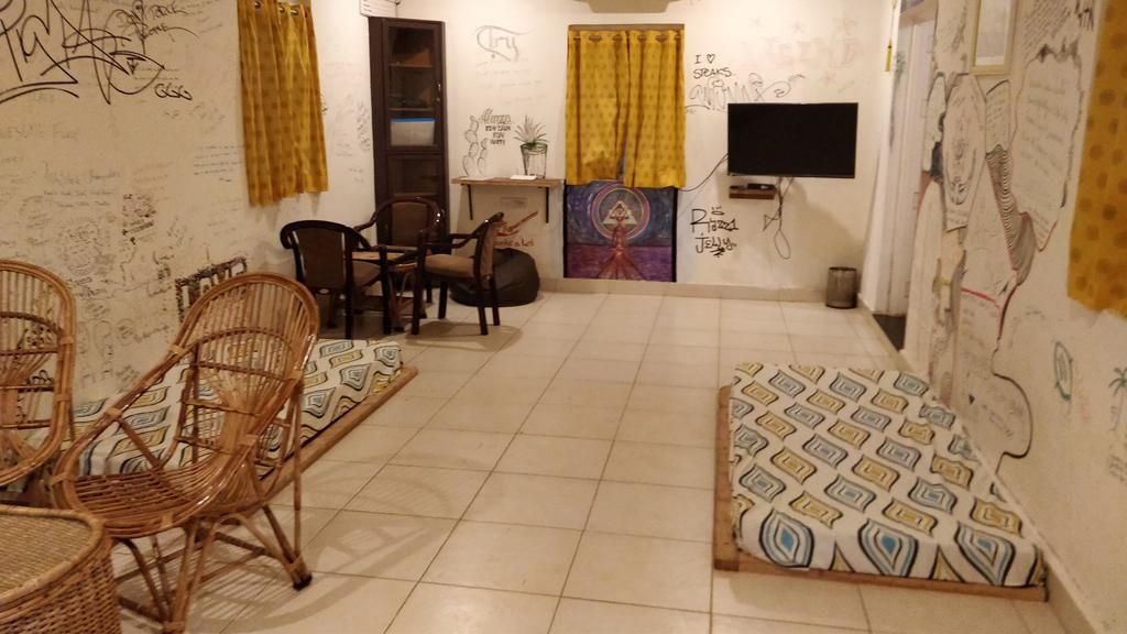 Waters Edge Hostel Goa фото 8