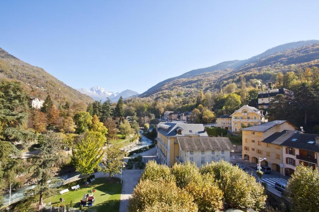 Mercure Brides les Bains Grand Hotel des Thermes фото 6