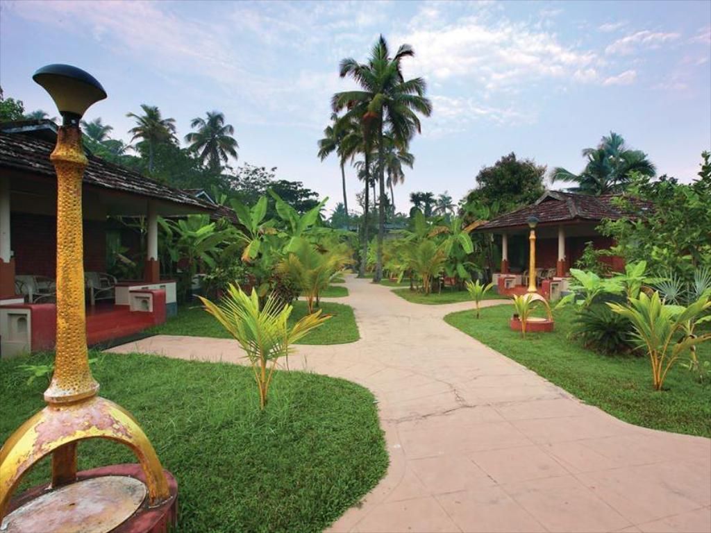 Cherai Beach Resort фото 7