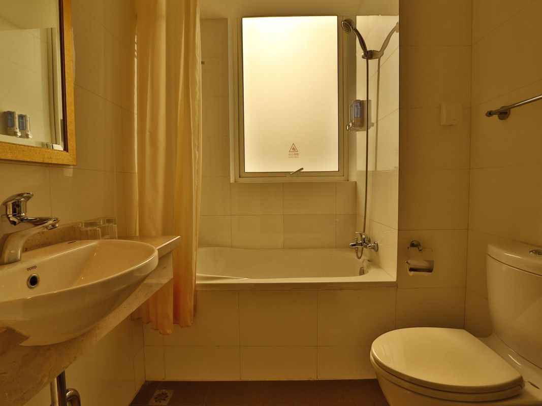 Rayfont Celebrity Hotel & Apartment фото 9