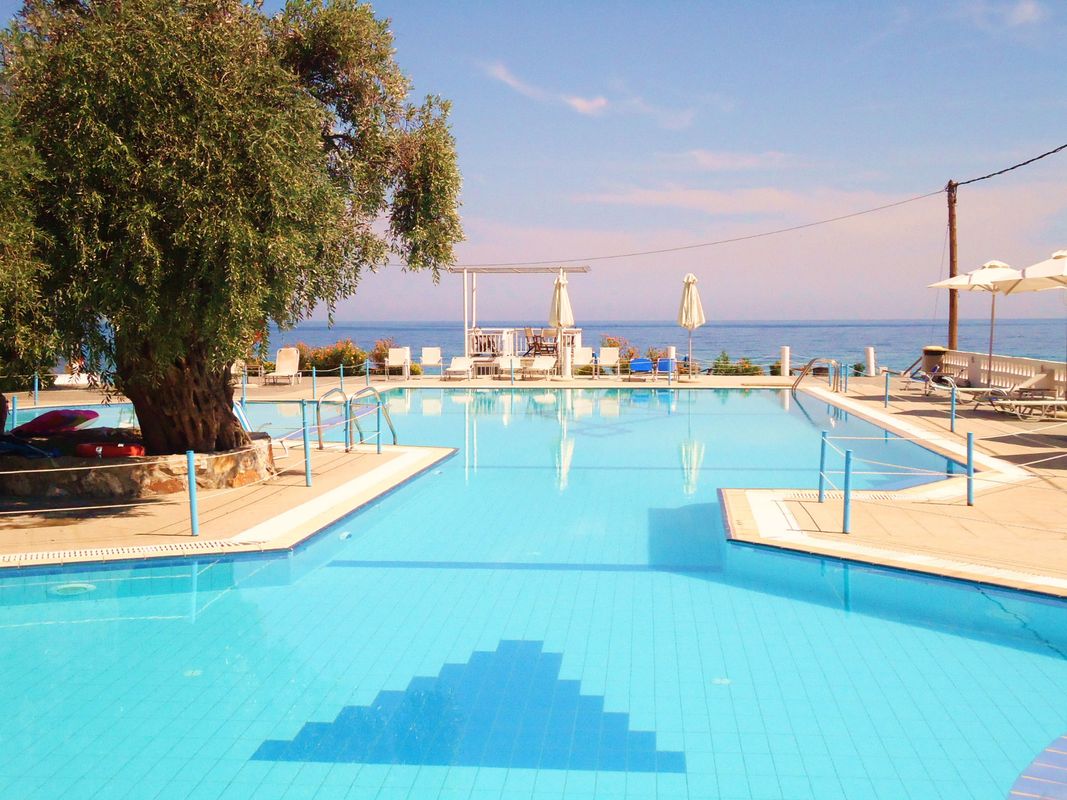 Maranton Beach Hotel фото 56
