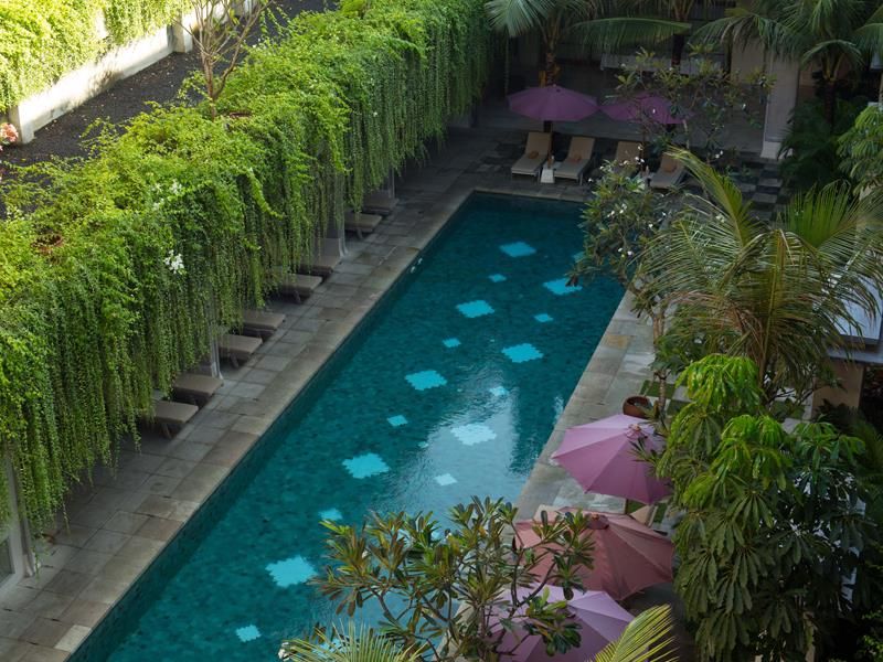 Amnaya Resort Kuta фото 10