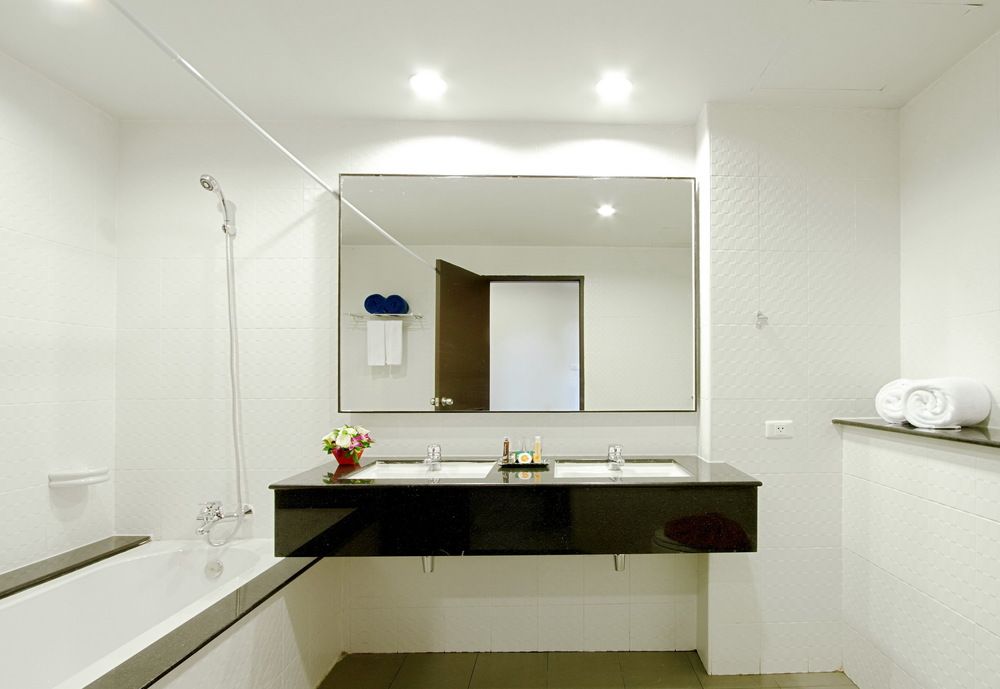 Kata Sea Breeze Resort фото 122