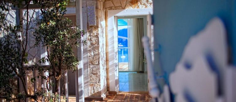 Фото отеля Asfiya Sea View Hotel