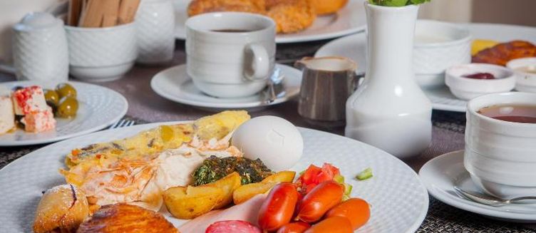 Фото отеля White Sand Hotel & Apartment