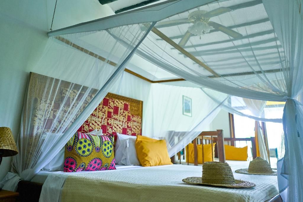 Spice Island Hotel & Resort фото 4