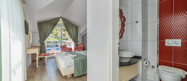 Фото отеля Majestic Hotel