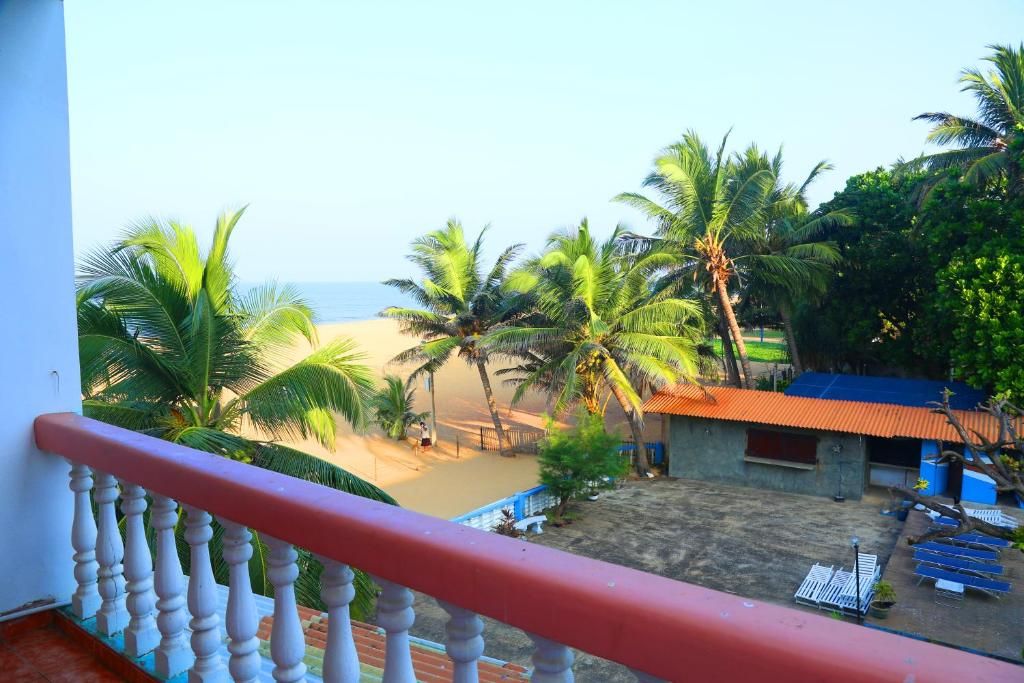 Topaz Beach Hotel фото 23