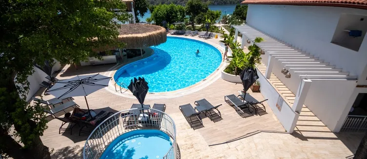 Фото отеля Meri Hotel