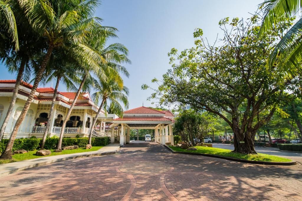 Wora Bura Hua Hin Resort & Spa - SHA PLUS фото 120