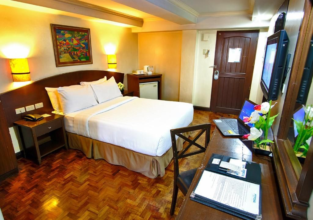 Fersal Hotel Manila фото 22