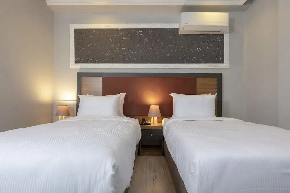 Toprak Hotel фото 1