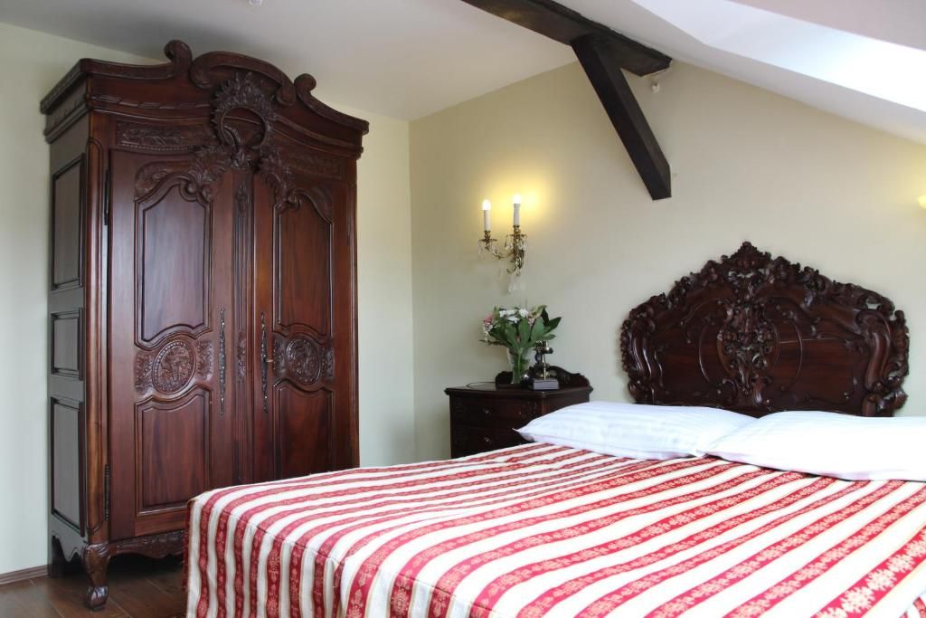 King Charles Boutique Residence фото 38