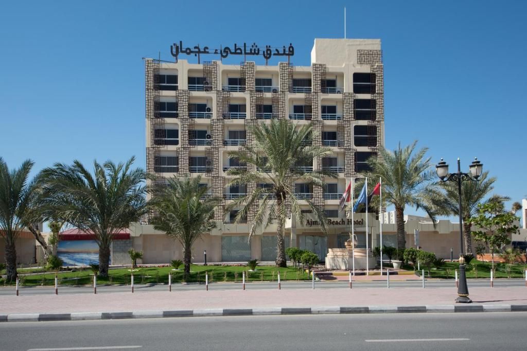 Ajman Beach Hotel фото 33