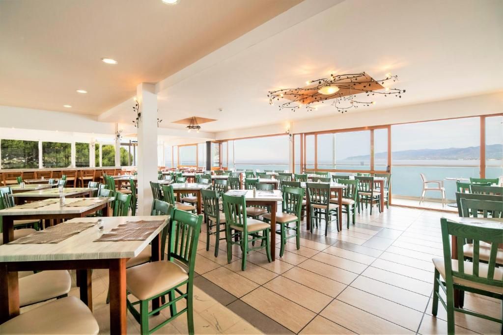 Stelios Horizon Beach Hotel фото 57