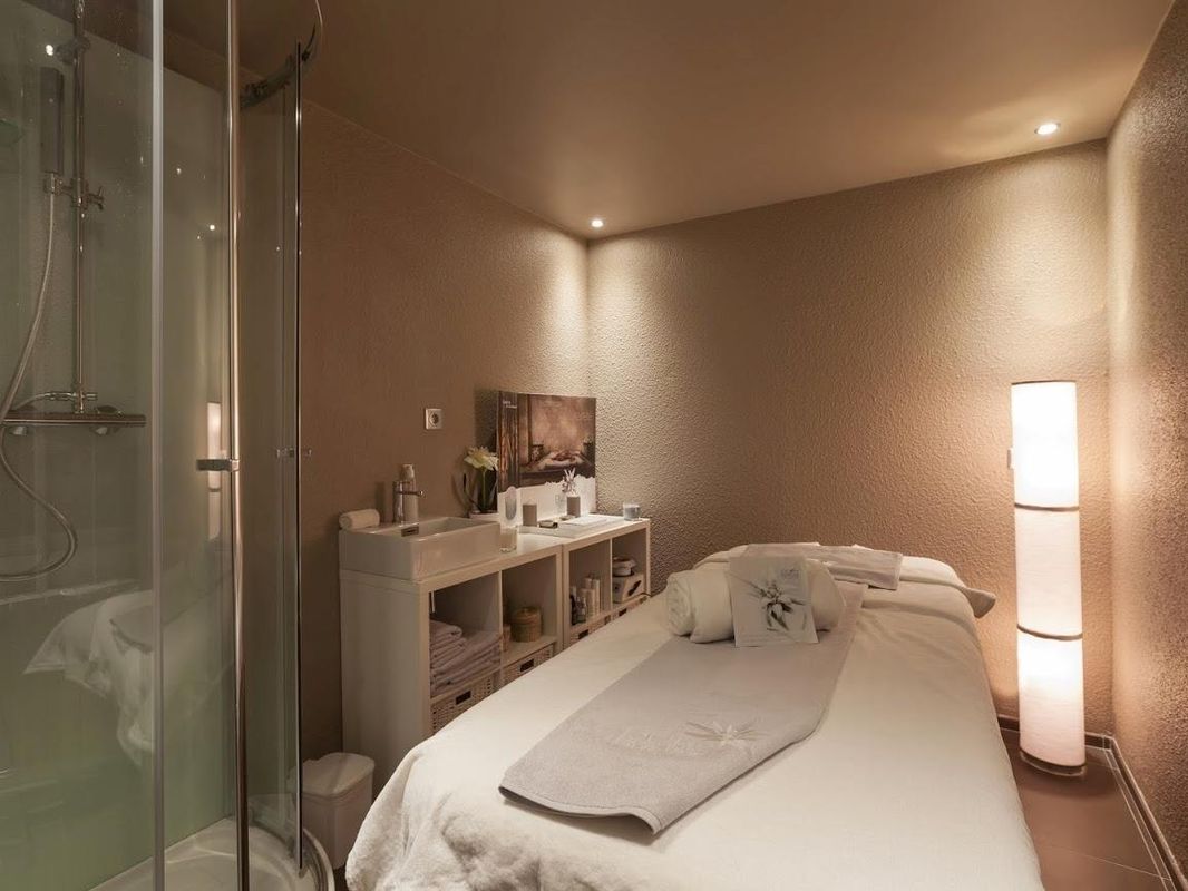 Royal Ours Blanc Boutique Hôtel & Spa фото 10