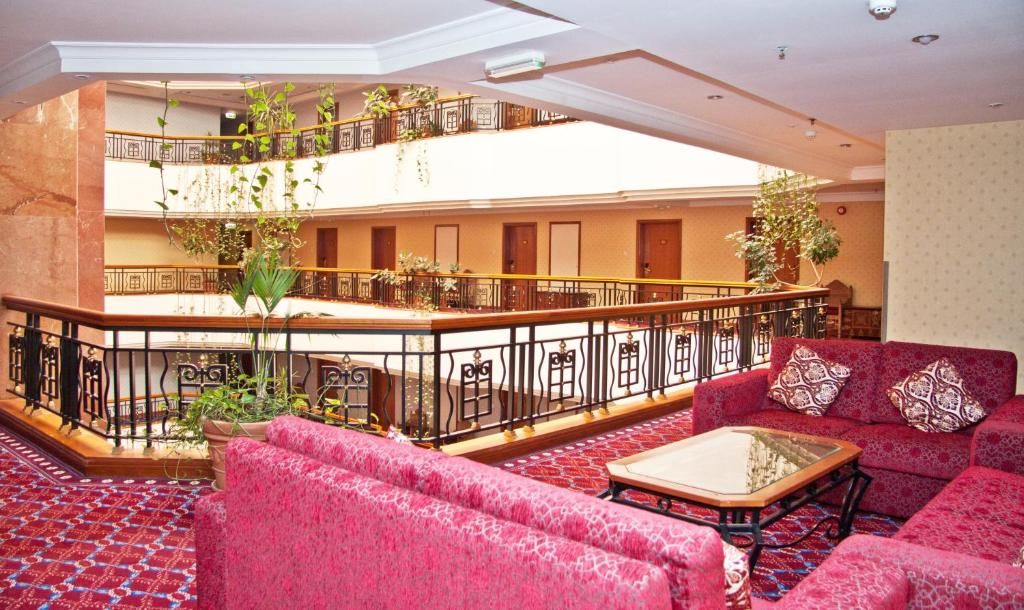 Regent Palace Hotel фото 24