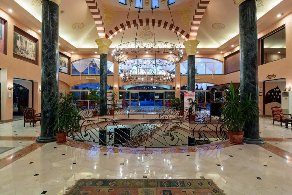 Larissa Sultan's Beach Hotel фото 15