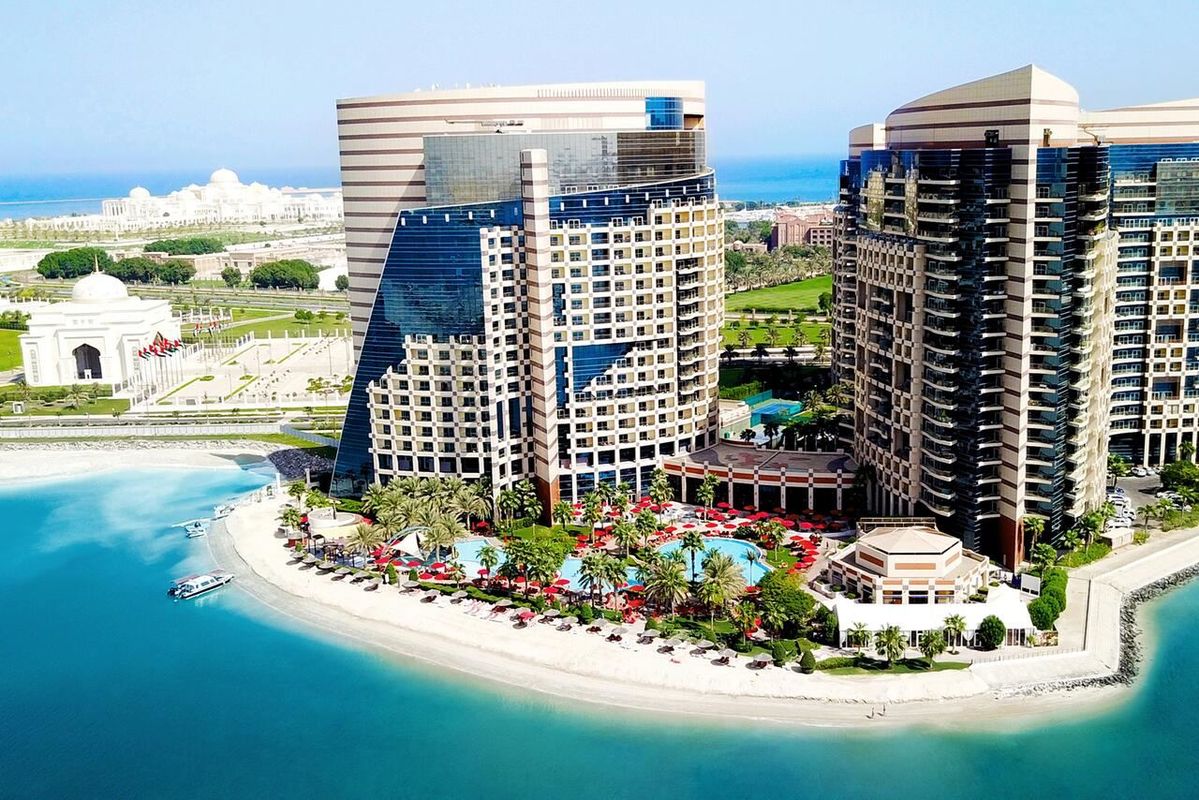 Khalidiya Palace Rayhaan by Rotana фото 2