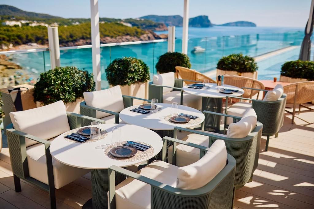 BLESS Hotel Ibiza - The Leading Hotels of The World фото 8