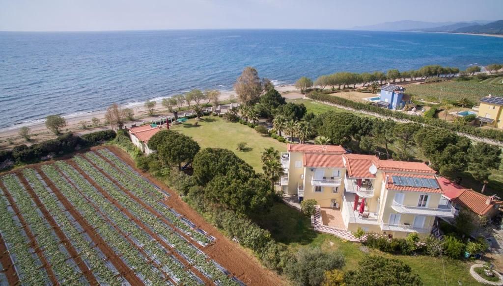 Irida Beach Resort Suites фото 12