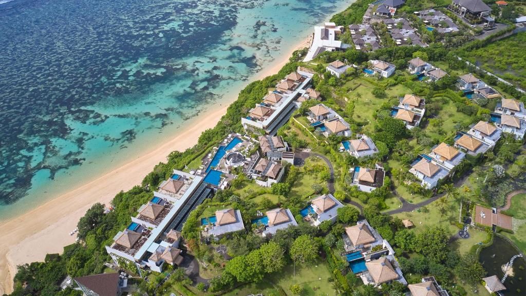 Samabe Bali Suites & Villas фото 43