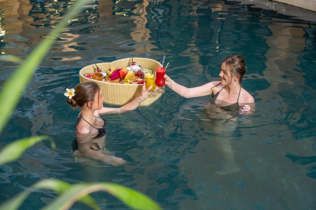 Hoi An Babylon Riverside Hotel & Spa фото 46