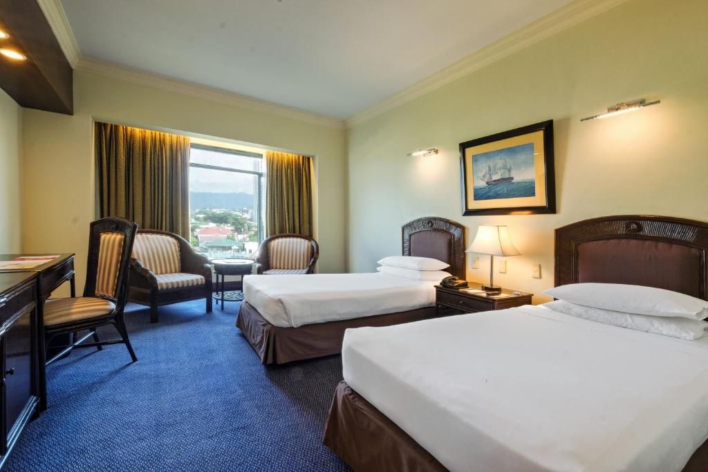 Waterfront Cebu City Hotel & Casino - Multiple Use Hotel фото 45