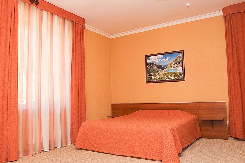 Гостиница «National Dombay Hotel» фото 2