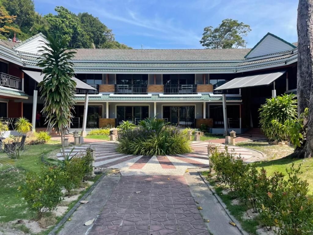 Phi Phi Andaman Beach Resort-SHA Plus фото 75