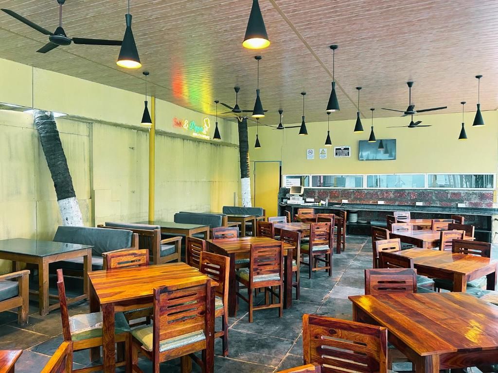 Bay Breeze Hotels & Resorts фото 8