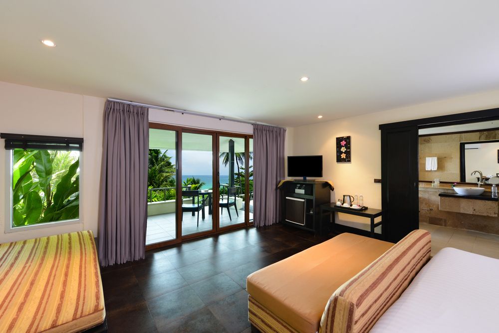 Andaman White Beach Resort фото 92