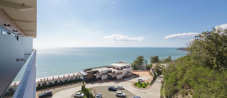 Фото отеля LAVICON Hotel Collection