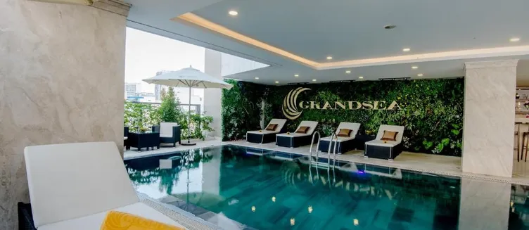 Фото отеля Grand Sea Hotel