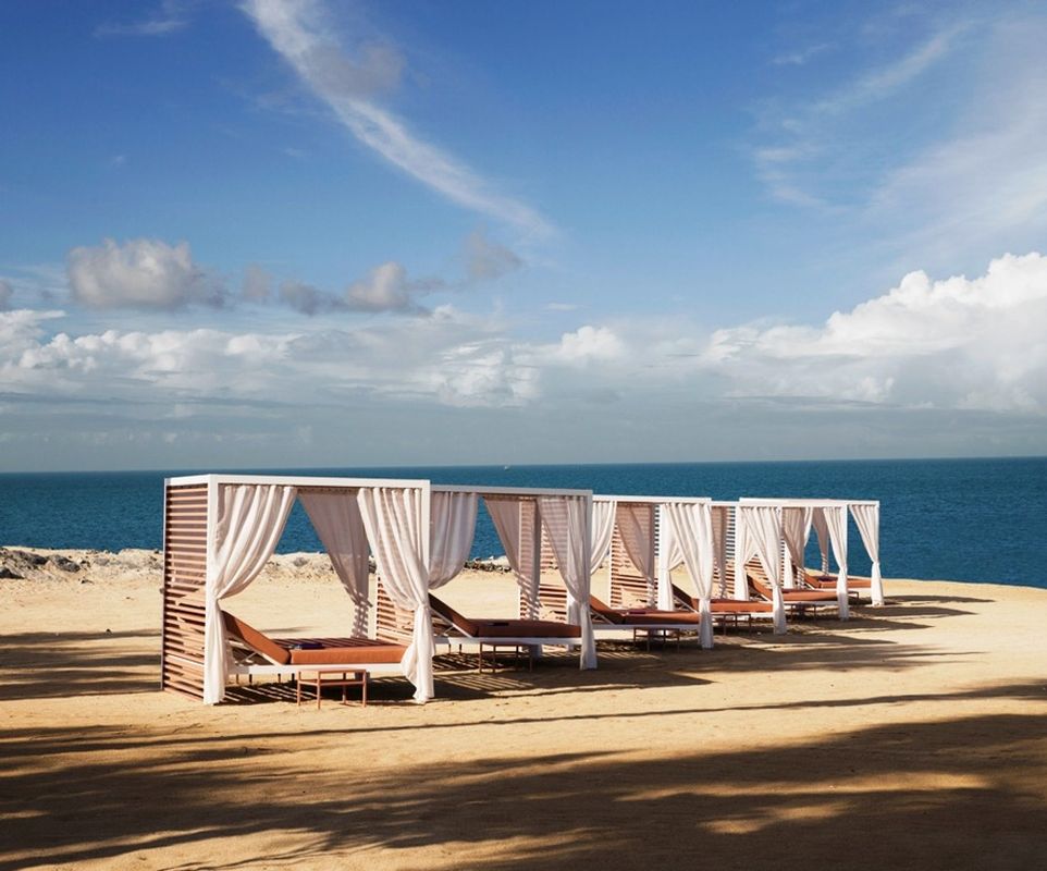 Bluewaters Beach Hotel фото 25