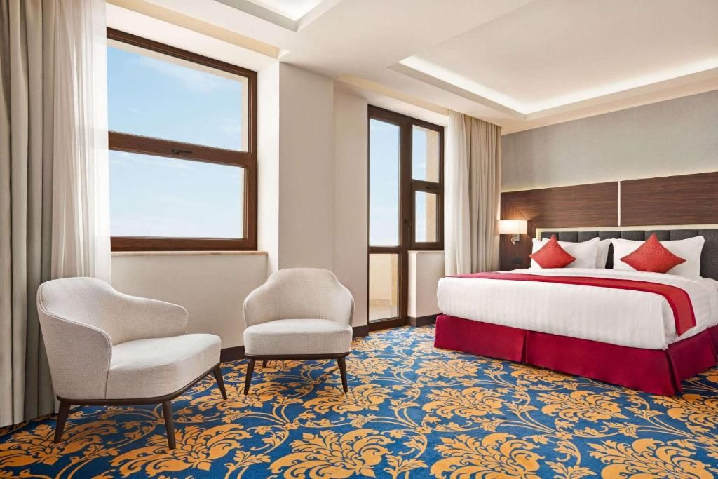 Ramada Hotel & Suites by Wyndham Yerevan фото 34
