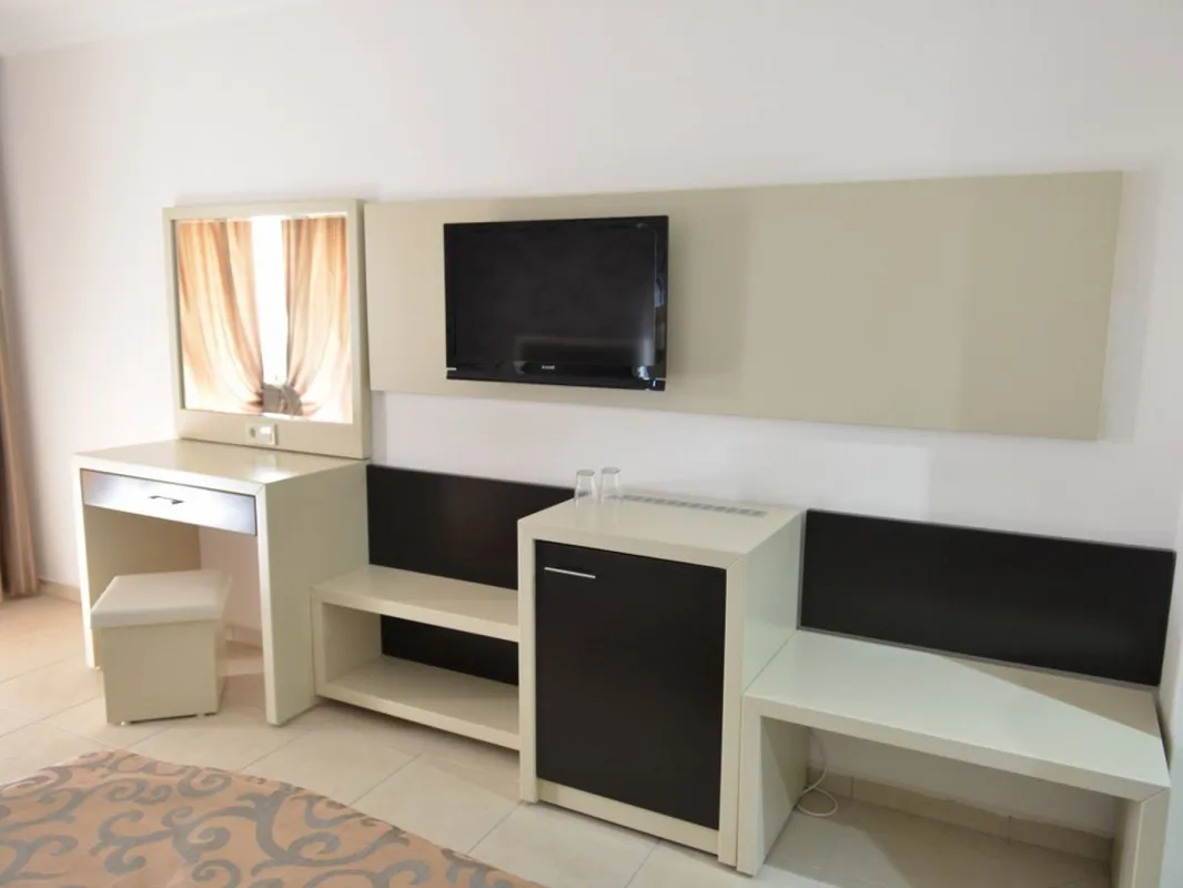 Asrin Beach Hotel фото 3