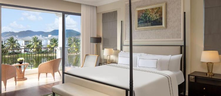 Фото отеля Melia Vinpearl Cam Ranh Beach Resort