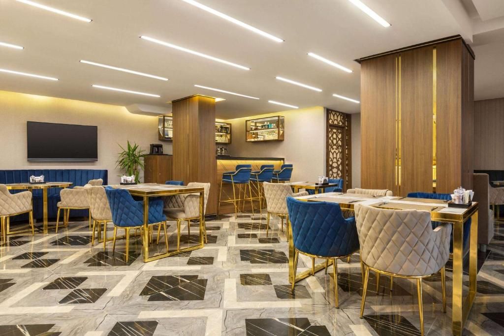 Operla Airport Hotels, Trademark Collection by Wyndham фото 6