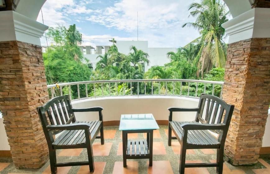 Grand Boracay Resort фото 42