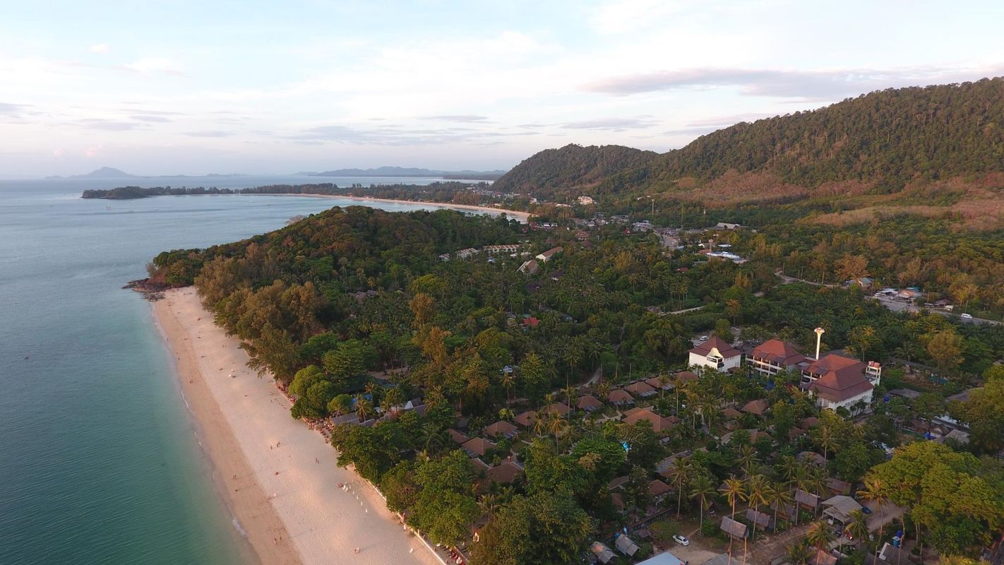 Lanta Sand Resort & Spa фото 19