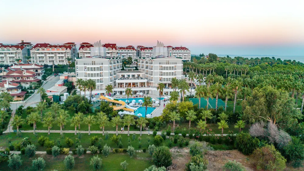 Royal Atlantis Beach Hotel фото 0