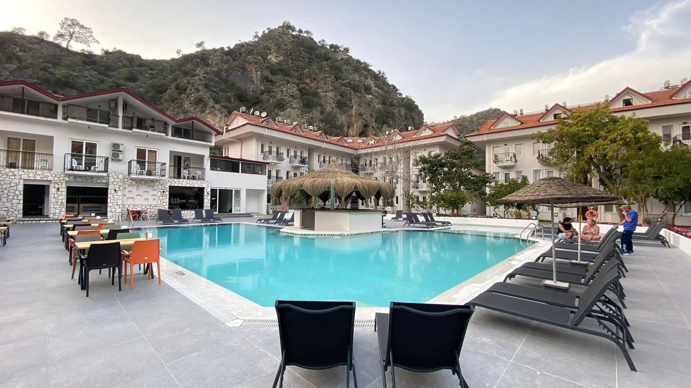 Akdeniz Beach Hotel фото 4
