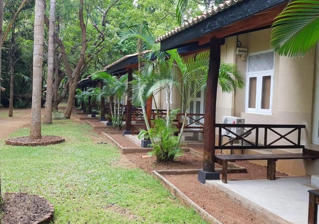 Hotel Sigiriya фото 11
