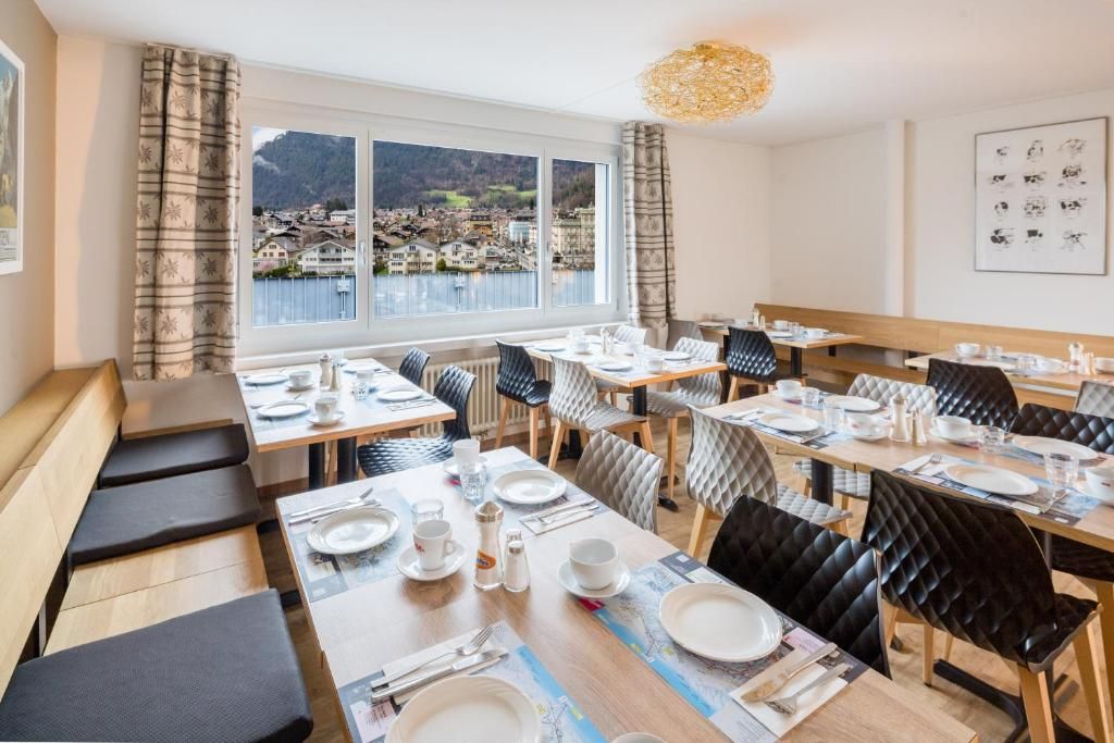 Hotel Merkur Interlaken фото 3